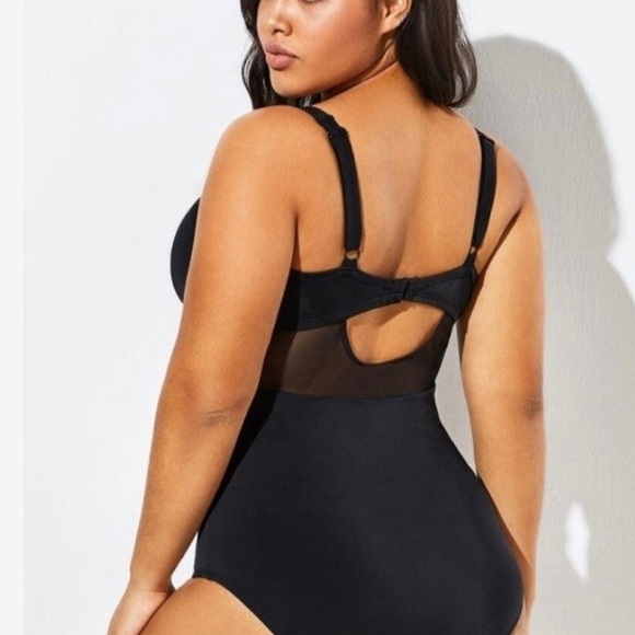 Meet.Curve 4X Black Cut Out Mesh Underwire One Piece Swimsuit - Picture 3 of 6